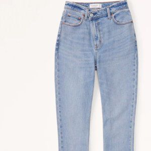 Abercrombie Ultra High Rise 90s Slim Straight Jean- sz 28